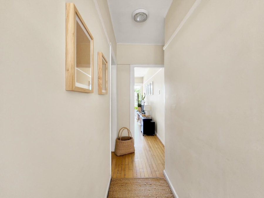 2 Bedroom Property for Sale in Green Point Western Cape
